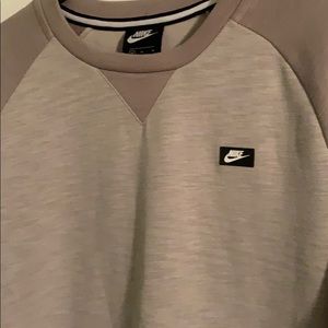 Nike Sweatshirt medium.